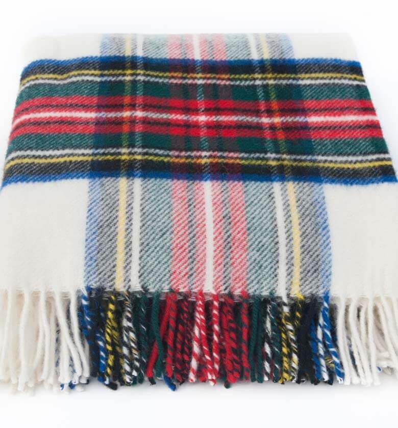 Plaid Laine Écossais Dress Stewart - format 150 X 183 cm drapé sur canapé
