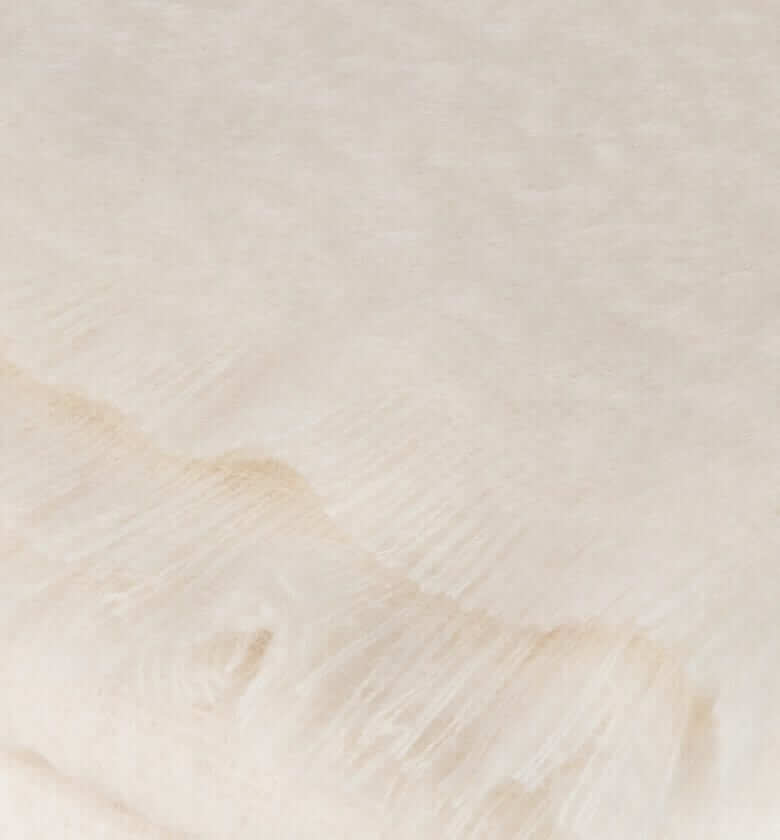 Plaid Mohair Blanc Cassé Naturel Luxe 140 x 180 cm, B at Home, gros plan sur la matière