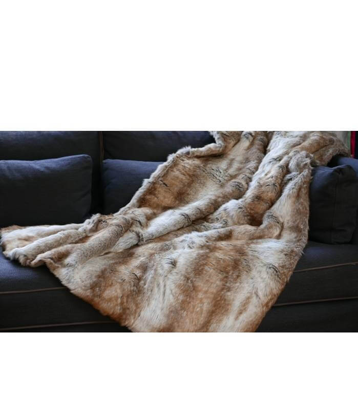 Plaid Fausse Fourrure - détail texture douce pour coussin décoratif