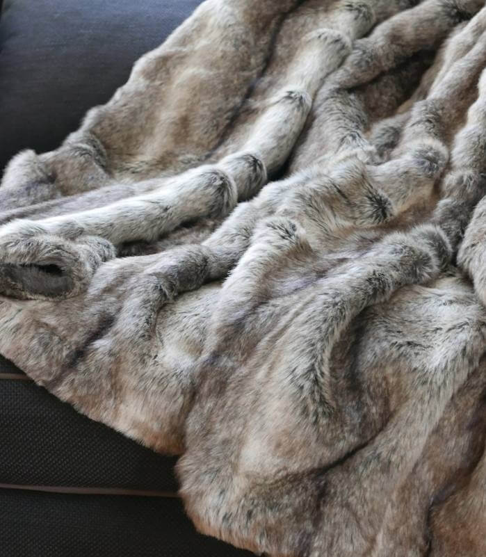 Plaid Fausse Fourrure Gris - en Fausse Fourrure - haut de gamme