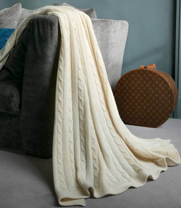 Plaid Hamptons Laine Blanc Cassé Torsade, Plaid Addict, gros plan sur la matière