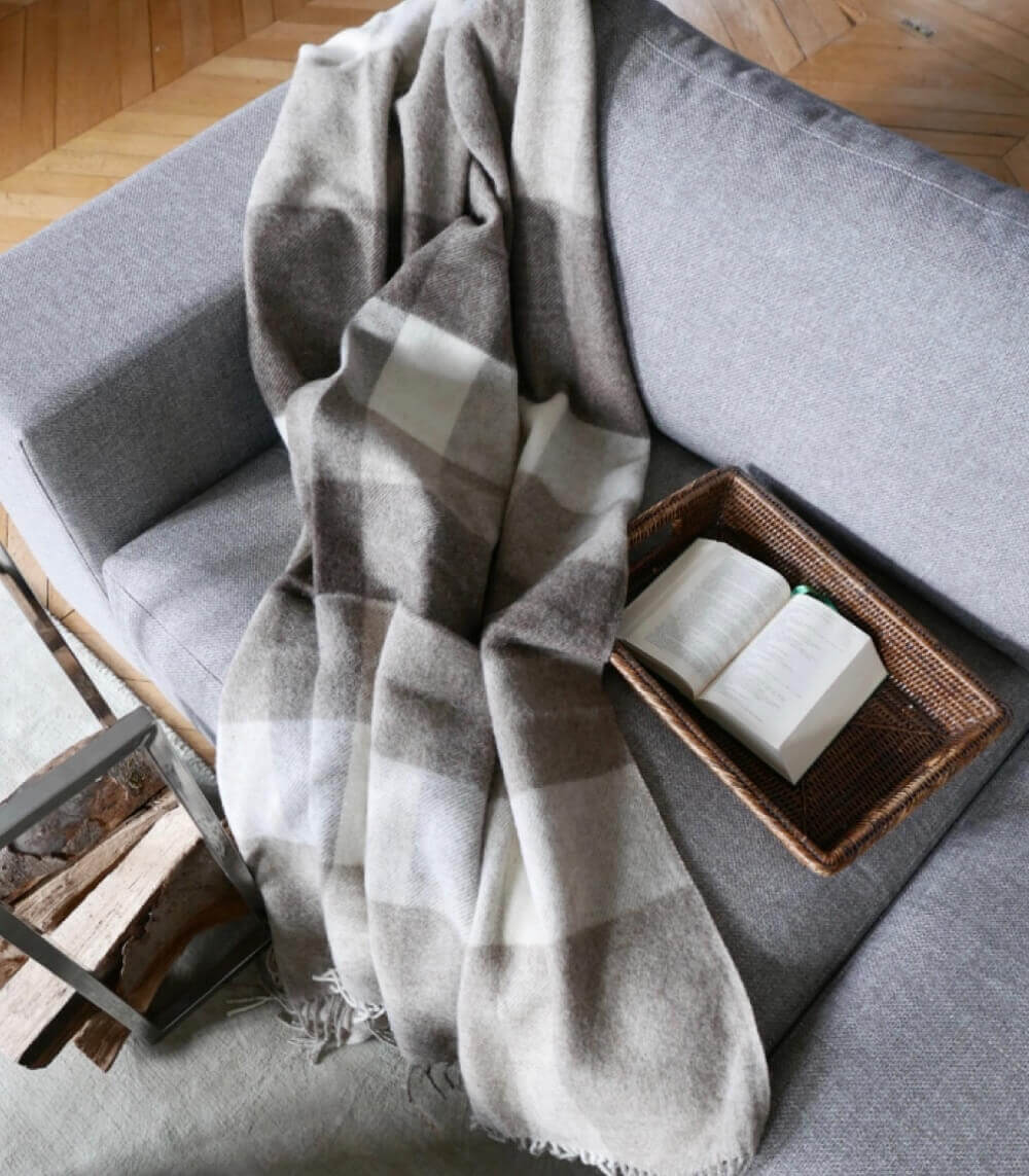 Plaid Naturel Pure Laine Carreaux Brun 135 x 195 cm, Plaid Addict, confort haut de gamme