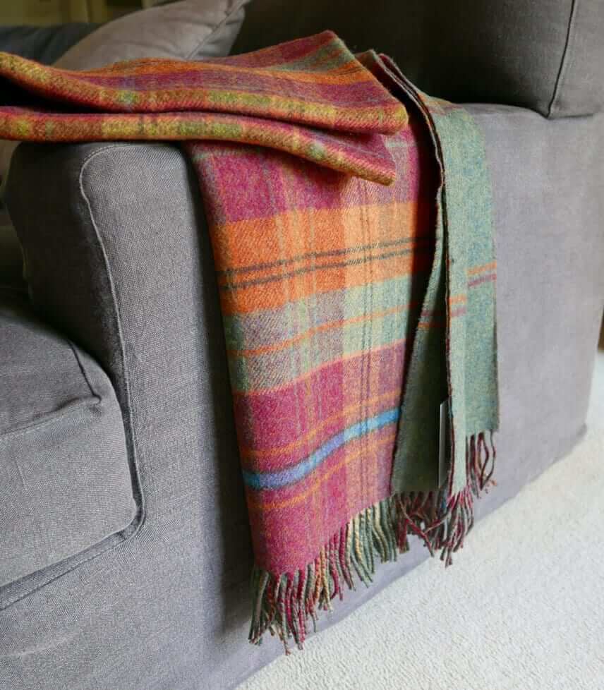 Plaid Laine Écossais Réversible Luxe Rouge et Vert - confort et douceur en Pure Laine