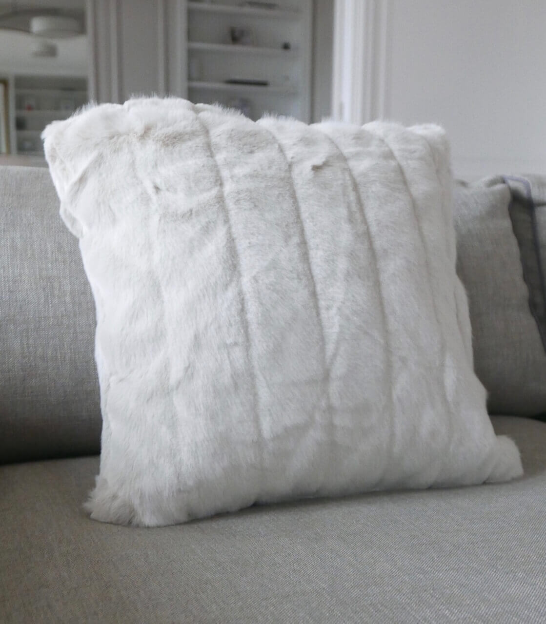 Coussins Fausse Fourrure Blanc Ivoire 45 x 45 cm, Plaid Addict