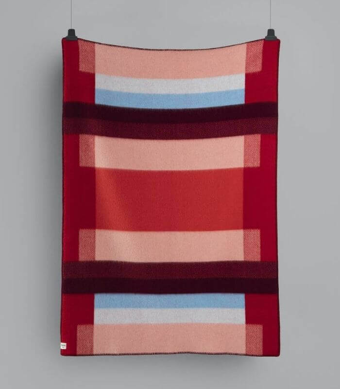 Plaid Pure Laine Mikkel Rouge 135 x 200 cm, Roros Tweed, confort haut de gamme