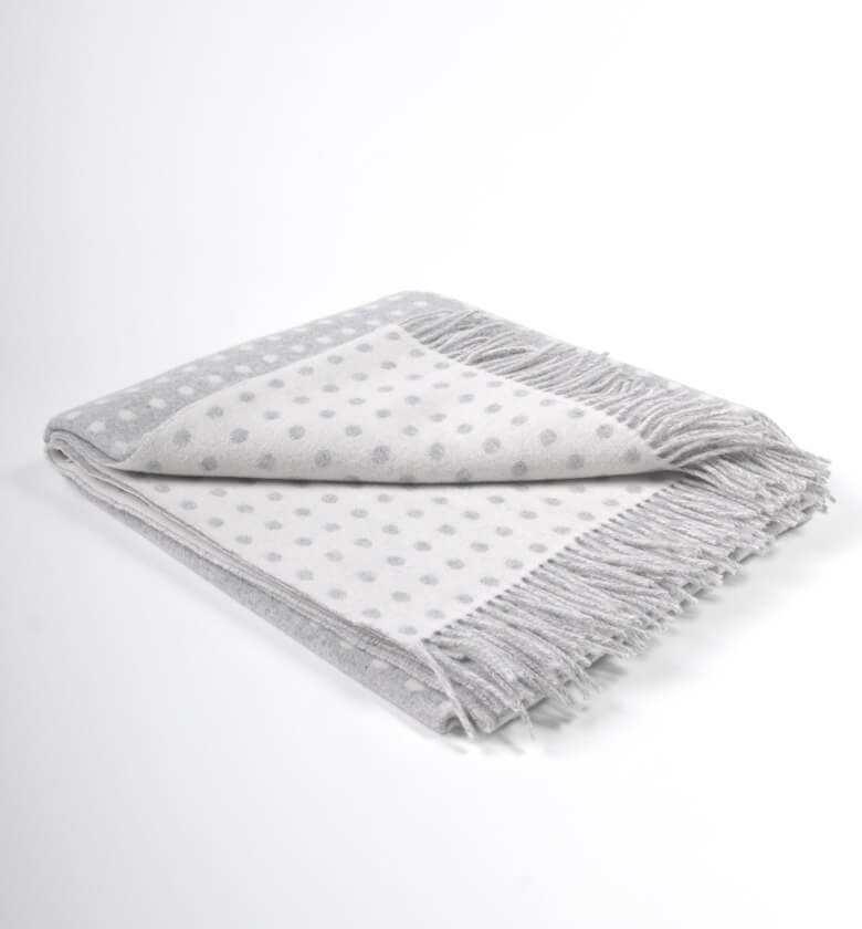 Plaid Mérinos Gris à Pois - cadeau déco en Laine Mérinos tissé en une belle laine mérinos est doux