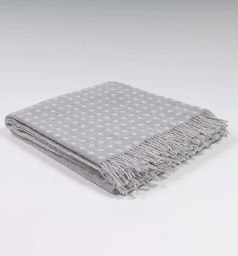 Plaid Mérinos Gris à Pois - confort et douceur en Laine Mérinos