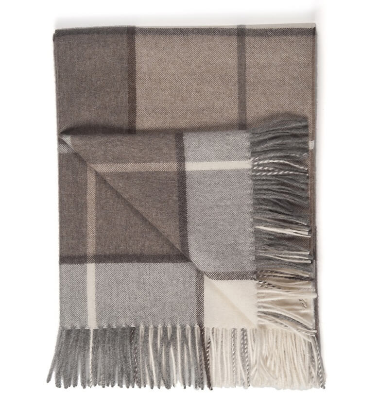Plaid Laine Alpaga Luxe Hacienda Chocolat - en Alpaga - tissé en une laine baby alpaga provenant directement du Pérou