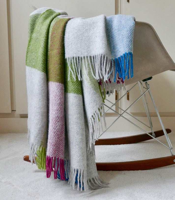 Plaid Laine Carreaux Multicolore Gris 140 x185 cm, B at Home, confort haut de gamme