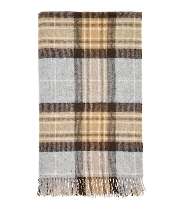 Plaid Laine Mérinos Écossais Mc Kellar - 140 x 185 cm, B at Home, mise en situation salon