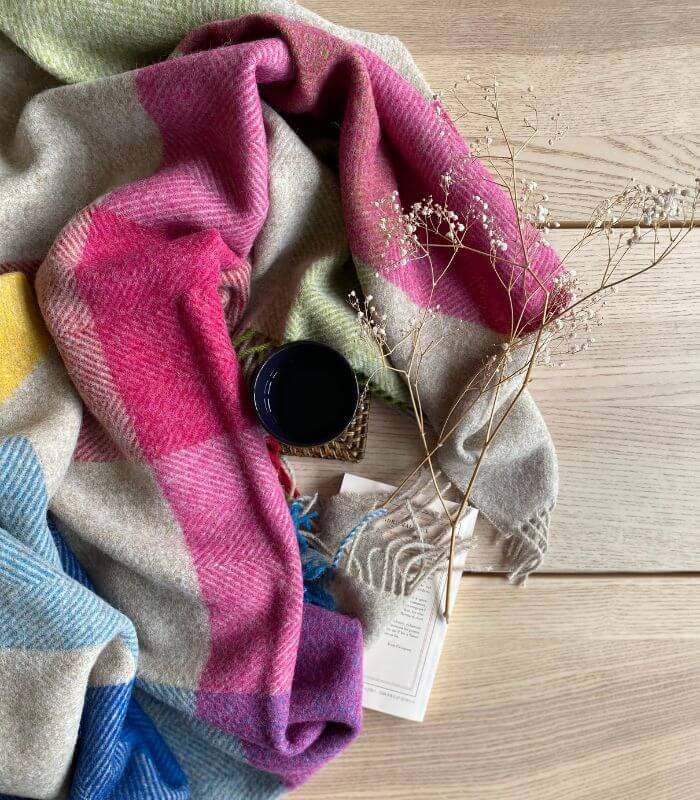 Plaid Laine Carreaux Multicolore Beige 140 x 185 cm, B at Home, confort haut de gamme