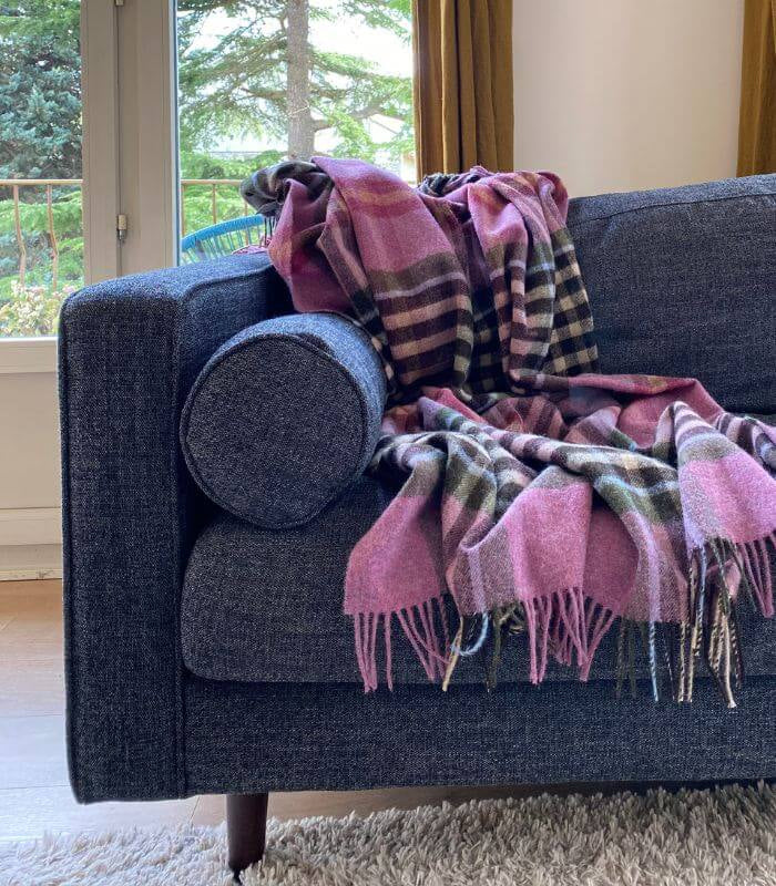 Plaid Laine Ecossais Framboise - Collection Country 140 x185 cm, Plaid Addict, confort haut de gamme