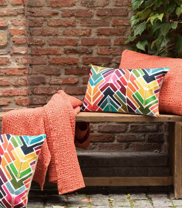 Coussin Coton Tana Orange Marmelade 40 x 65 cm, Vivaraise, gros plan sur la matière
