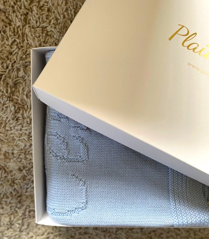 Couverture Bébé Personnalisée Bleu, Plaid Addict, gros plan sur la matière