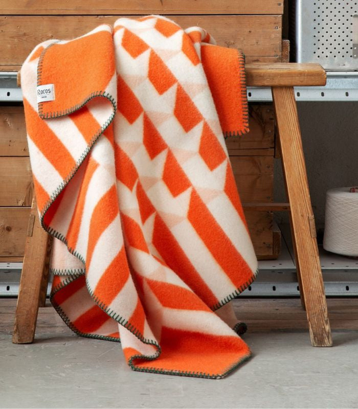 Plaid Pure Laine Design Kvam Orange 135 x 200 cm, Roros Tweed, tissé en Norvège