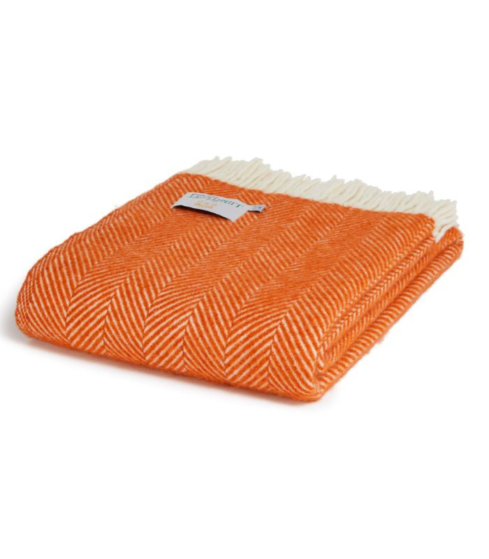 Plaid Laine Chevrons Orange 150 x 183 cm, The Mill, gros plan sur la matière