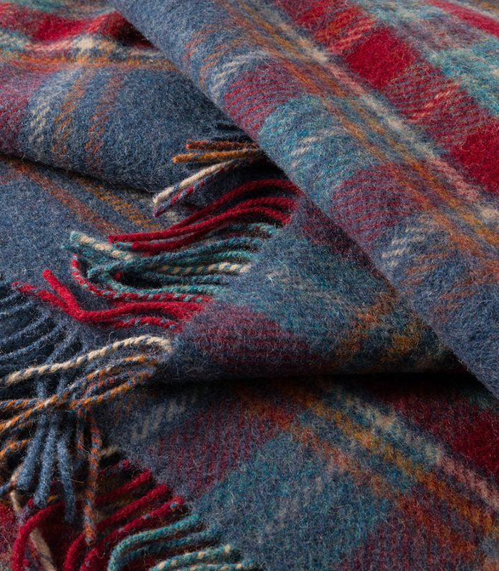 Plaid Pure Laine Ecossais Stewart Bleu 136 x 180 cm, John Hanly, tissé en Irlande
