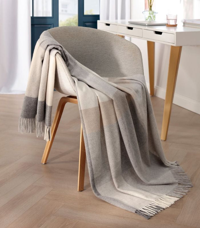 Plaid Cachemire et Laine Carreaux Naturel 130 x 170 cm - Collection VENICE, Plaid Addict