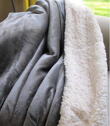 Plaid Effet Mouton Gris 130 X 170 cm