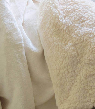 Plaid Cosy Ivoire Doublure Aspect Mouton 130 X 170 cm