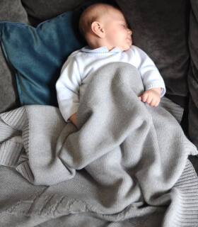 Plaid Bebe 100 Cachemire Blanc Casse Personnalise Plaid Addict Vente En Ligne De Plaid En Cadeau De Naissance
