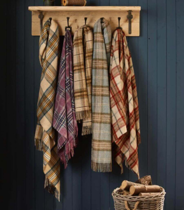 Plaid Ecossais Jaune Moutarde - Collection Montacute - 140 X185 cm