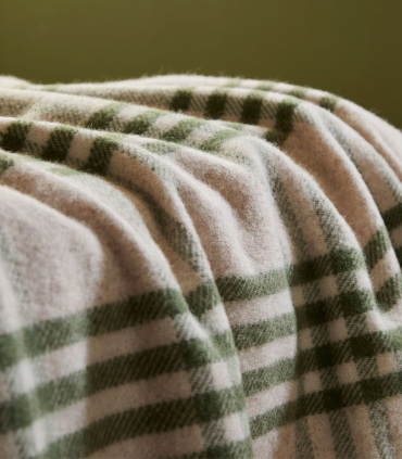 Plaid Laine Carreaux Vert et Beige 150 X 240cm - Collection Aspen