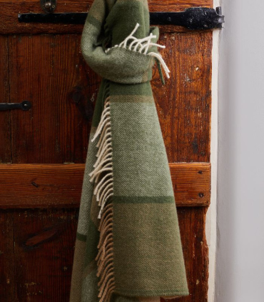 Plaid Laine Carreaux Vert et Beige 150 X 183 cm