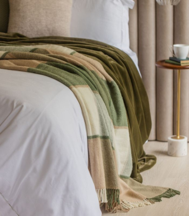 Plaid Laine Carreaux Vert et Beige 150 X 183 cm