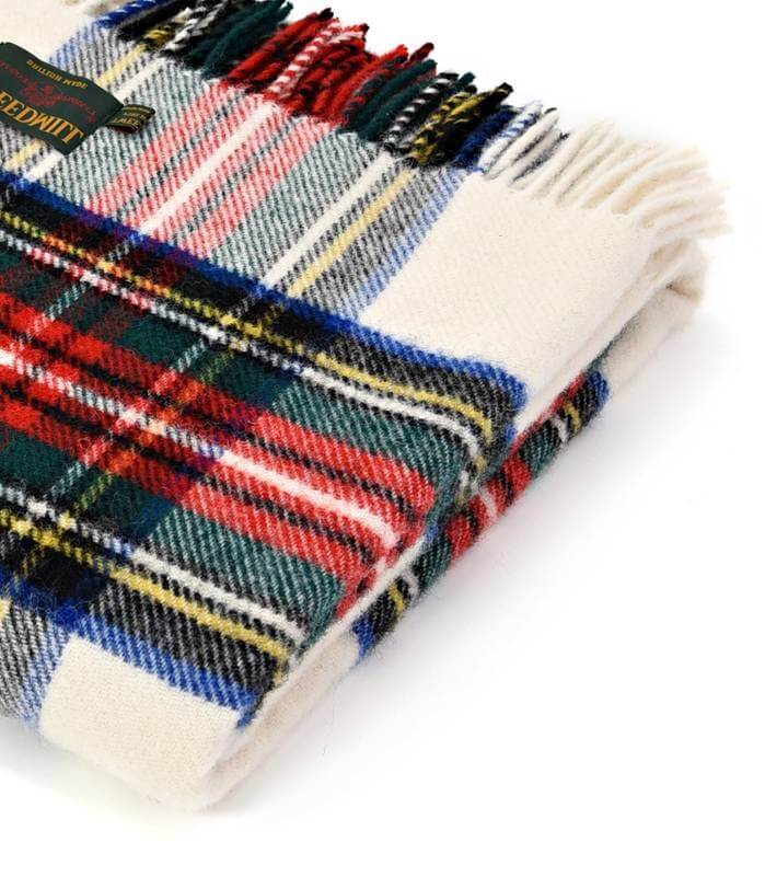 Plaid Laine Écossais Dress Stewart - vue lifestyle sur canapé ou lit
