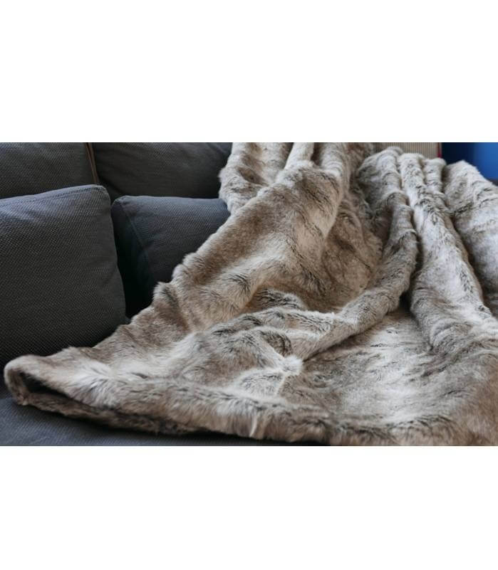 Plaid Fausse Fourrure Gris - confort et douceur en Fausse Fourrure