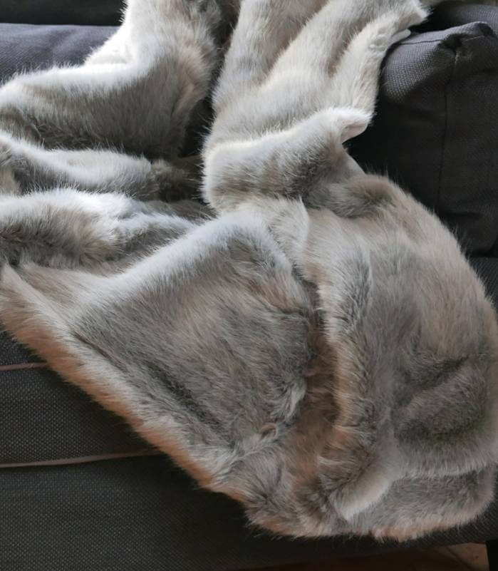 Plaid Fausse Fourrure Luxe Gris Chartreux - en Fausse Fourrure - haut de gamme