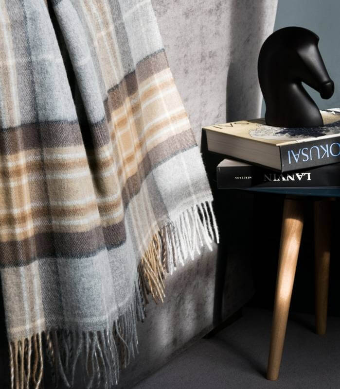 Plaid Laine Mérinos Écossais Mc Kellar - 140 x 185 cm, B at Home, tissé en Angleterre