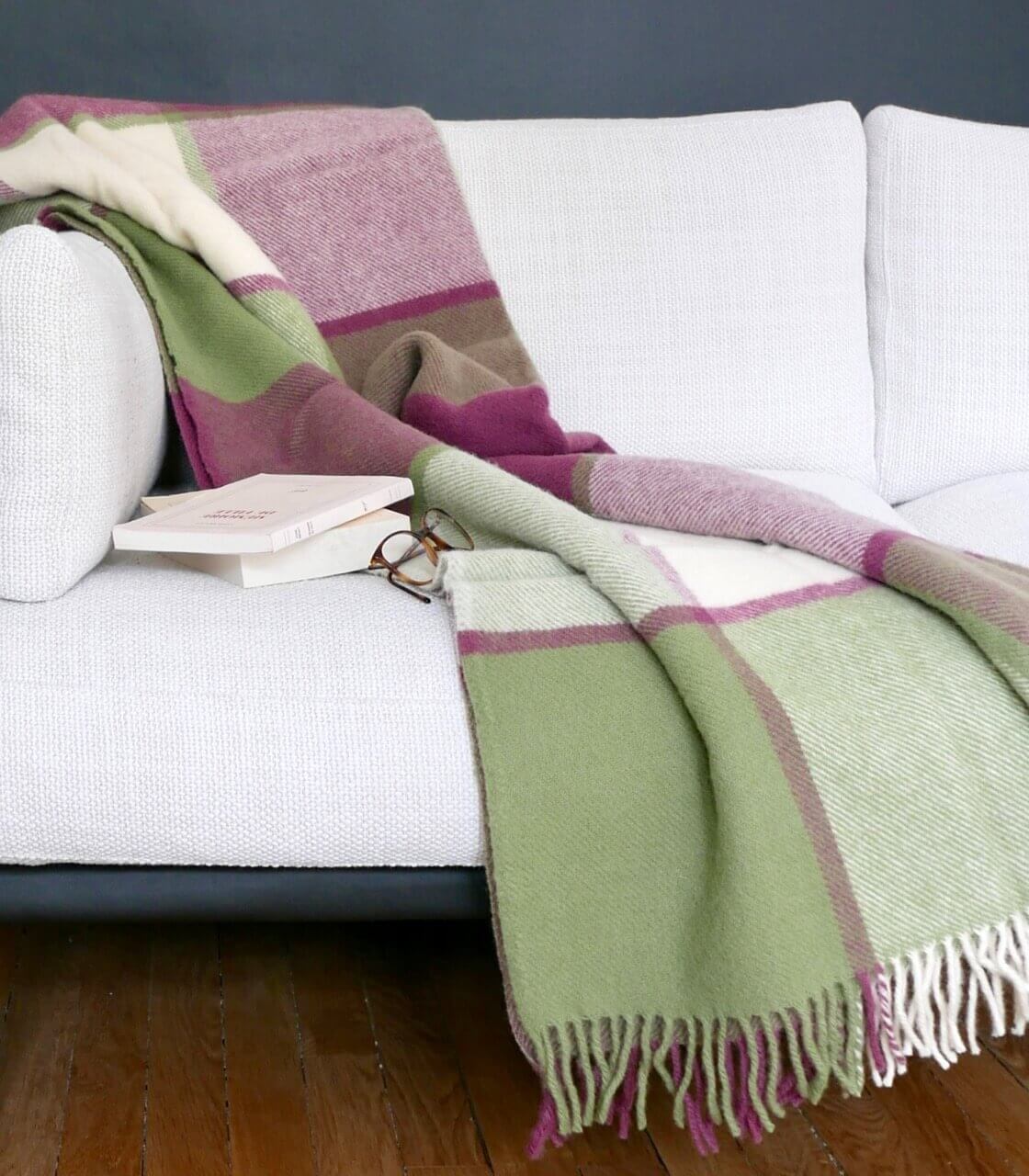 Plaid Laine Carreaux Framboise - en pure laine - tissé en Angleterre