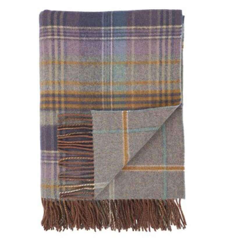 Plaid Pure Laine bleu - détail texture douce pour canapé et chambre