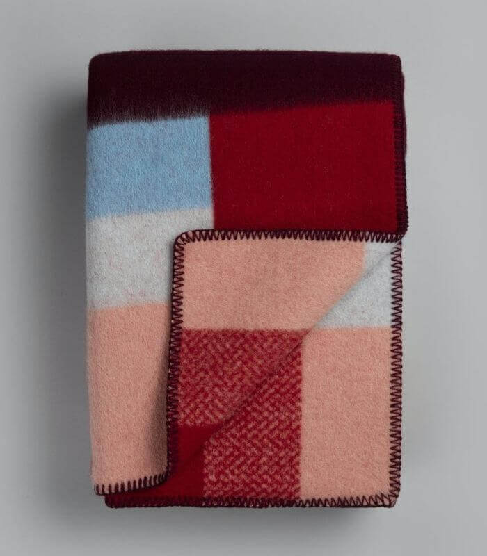 Plaid Pure Laine Mikkel Rouge 135 x 200 cm, Roros Tweed, tissé en Norvège