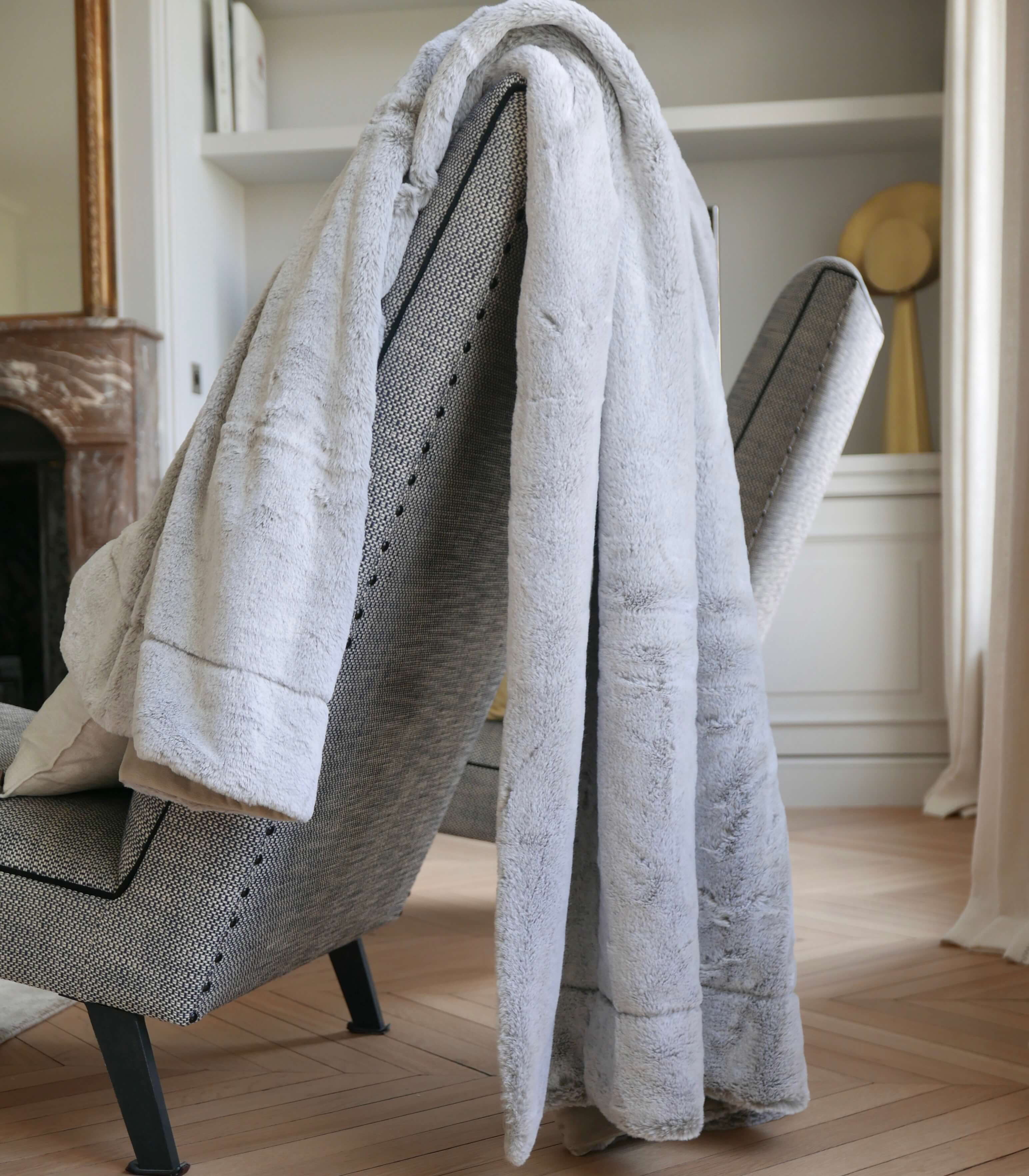 Plaid Fausse Fourrure Naturel Beige 130 x 160 cm, Plaid Addict, ambiance cocooning