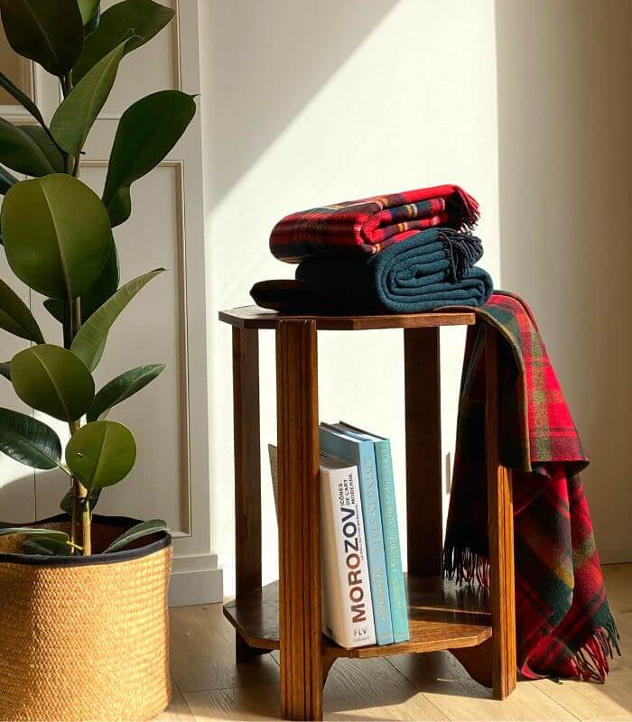 Plaid Écossais Rouge Royal Stewart - vue lifestyle sur canapé ou lit