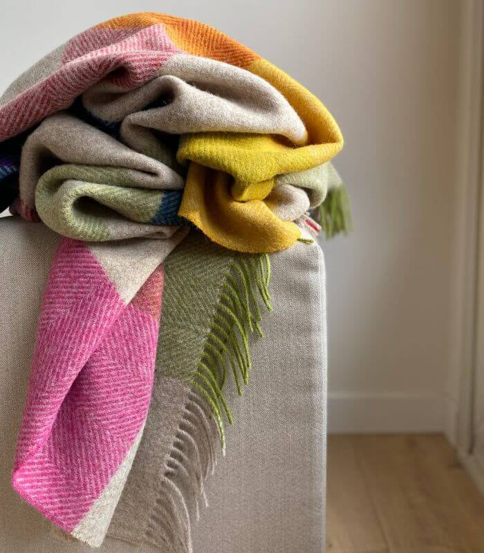 Plaid Laine Carreaux Multicolore Beige 140 x 185 cm, B at Home, tissé en Angleterre
