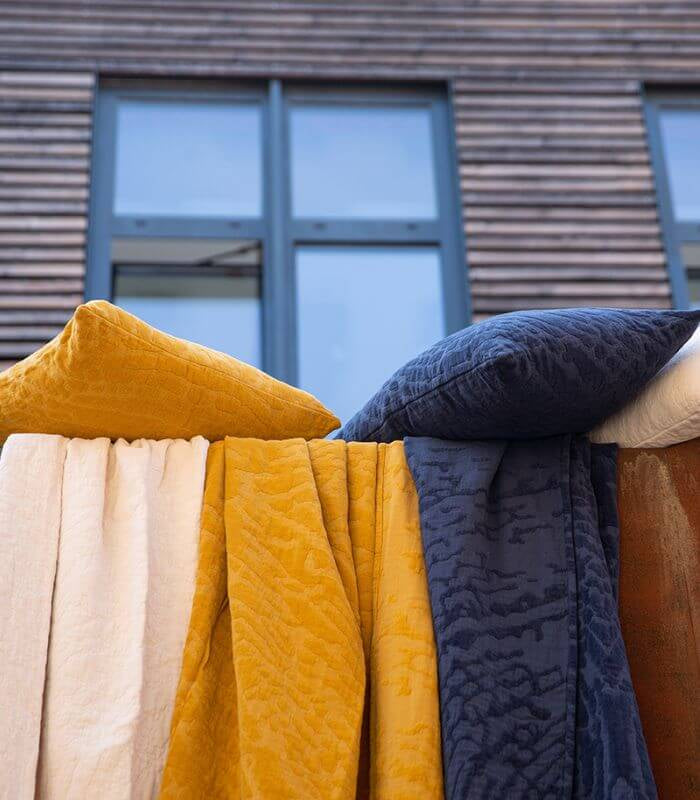 Plaid Coton Ines Bronze, Vivaraise, gros plan sur la matière