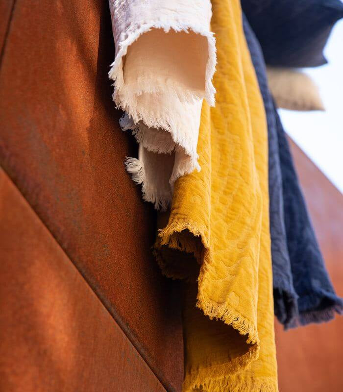 Plaid Coton Ines Bronze, Vivaraise, confort haut de gamme