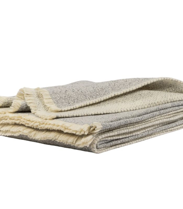 Plaid Laine et Soie Hera Gris 140 x 180 cm, Plaid Addict, confort haut de gamme
