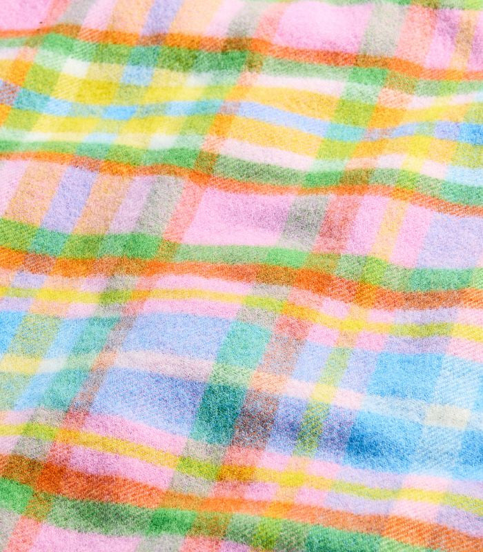 Plaid Pique Nique Laine Rainbow Check Coloré 137 x 170 cm, The Mill, ambiance cocooning