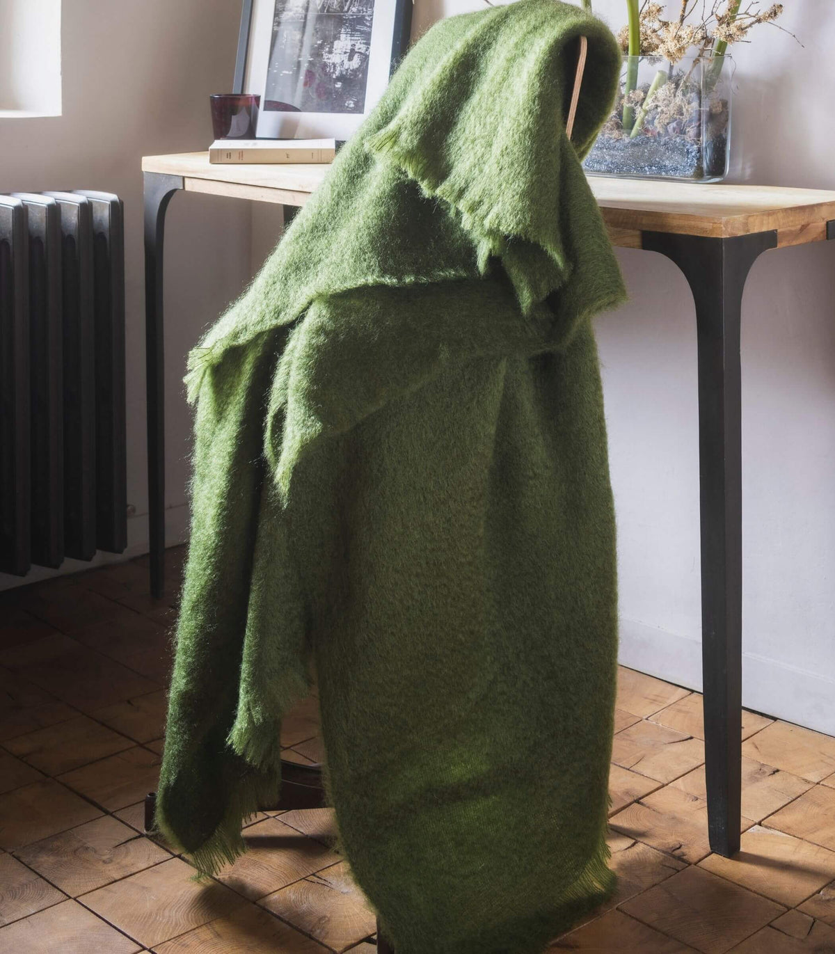Grand plaid vert kaki en mohair tissé en France